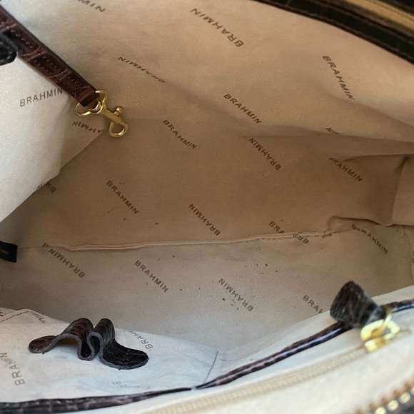 HOST PICK BRAHMIN BROWN GATOR SHOULDER BAG - Picture 5 of 8